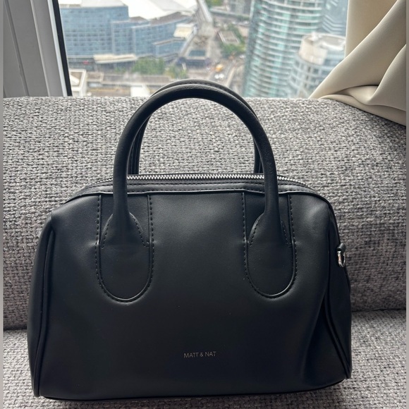 BNWT Matt & Nat Vegan Leather Satchel ! - Picture 1 of 11